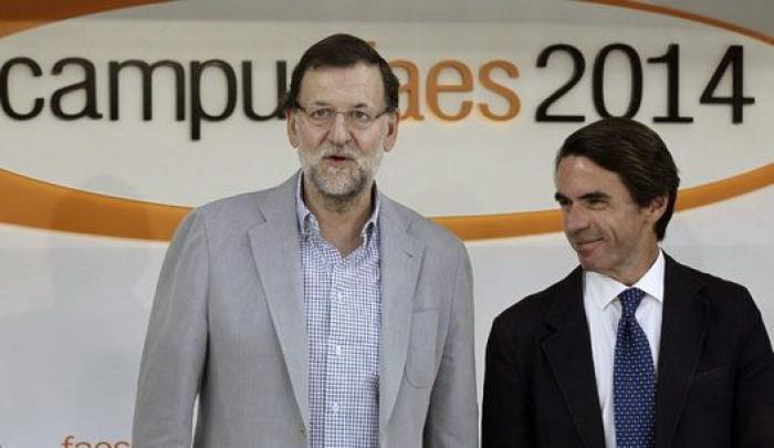Aznar limpia FAES de políticos en activo tras desvincularla del PP