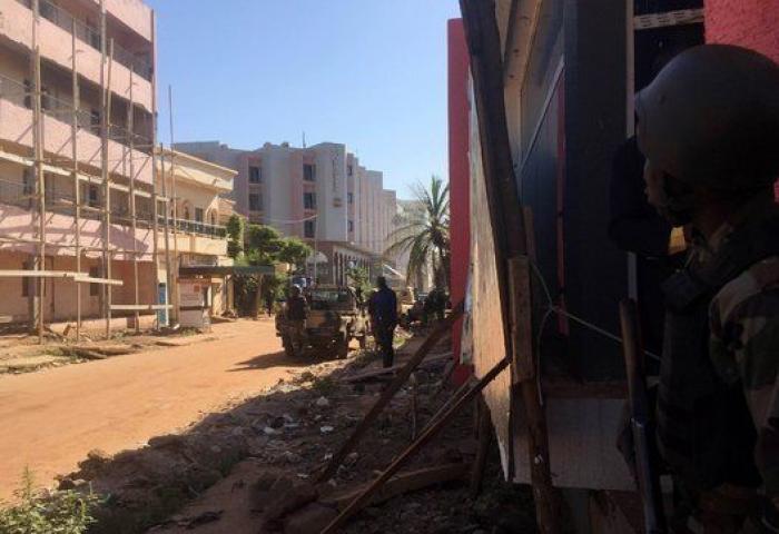 Al menos 27 muertos en el ataque al hotel de Bamako, Mali