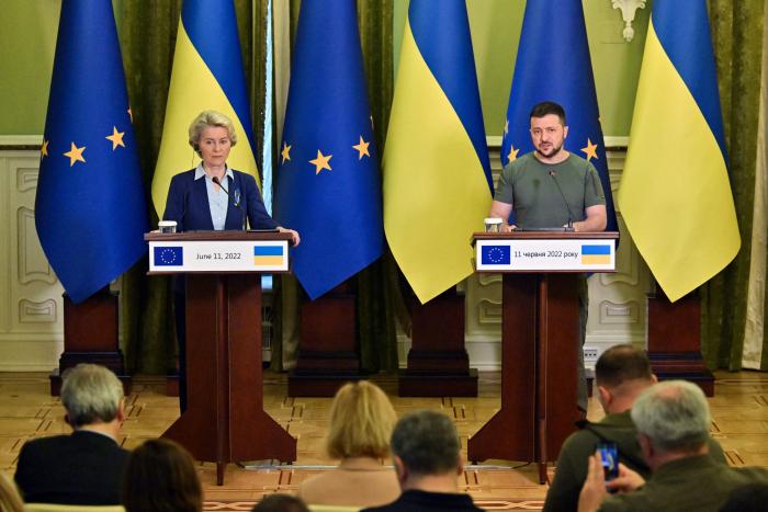 La energía, los precios y la ayuda a una helada Ucrania marcan la última cumbre europea del año