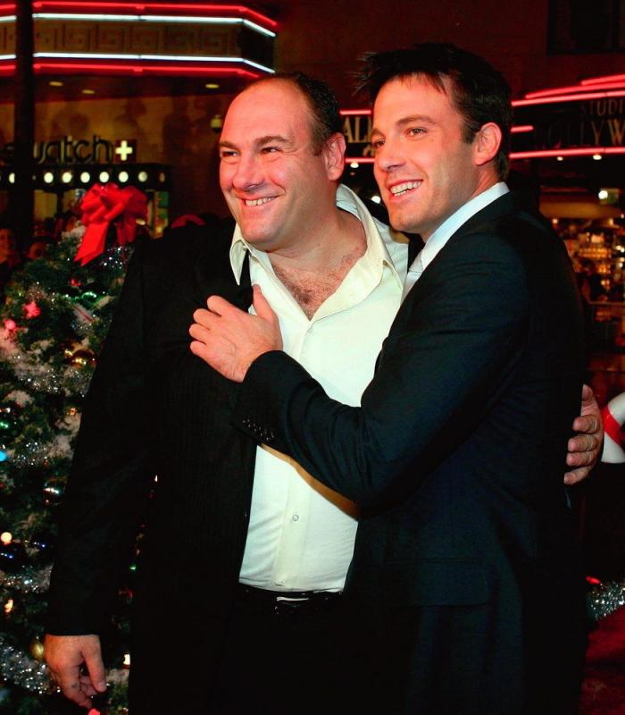 Muerte de 'Tony Soprano': homenaje a James Gandolfini en el lugar de la última escena de 'Los Soprano'