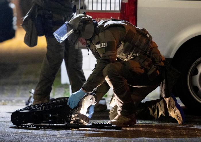 Un ultraderechista mata a nueve personas en un atentado xenófobo en Alemania