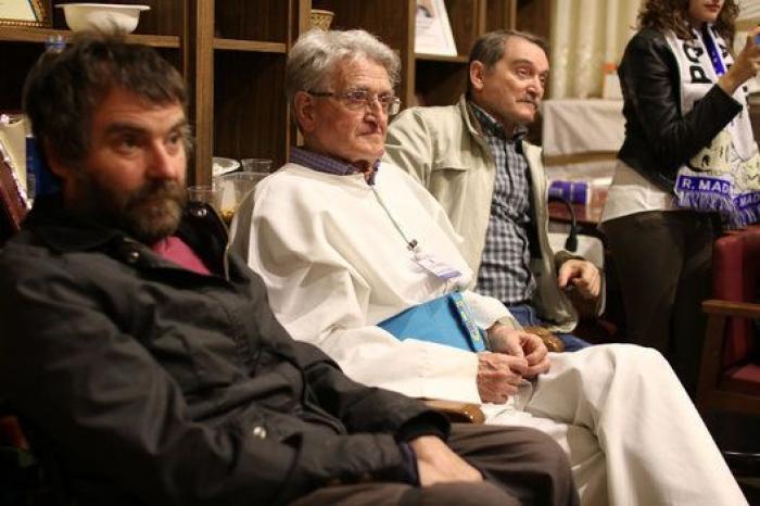 El padre Ángel invita a cenar a 200 'sin techo' en Nochebuena
