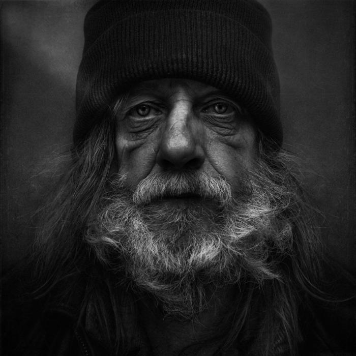 Los retratos del fotógrafo Lee Jeffries para concienciar sobre las personas sin hogar (FOTOS)