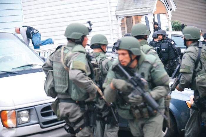 Fotos del arresto de Djhokhar Tsarnaev: un agente de policía desvela impactantes imágenes de la detención del terrorista
