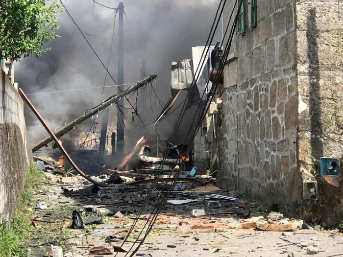 Al menos un muerto y 30 heridos en la explosión de un almacén ilegal de pirotecnia ilegal en Tui