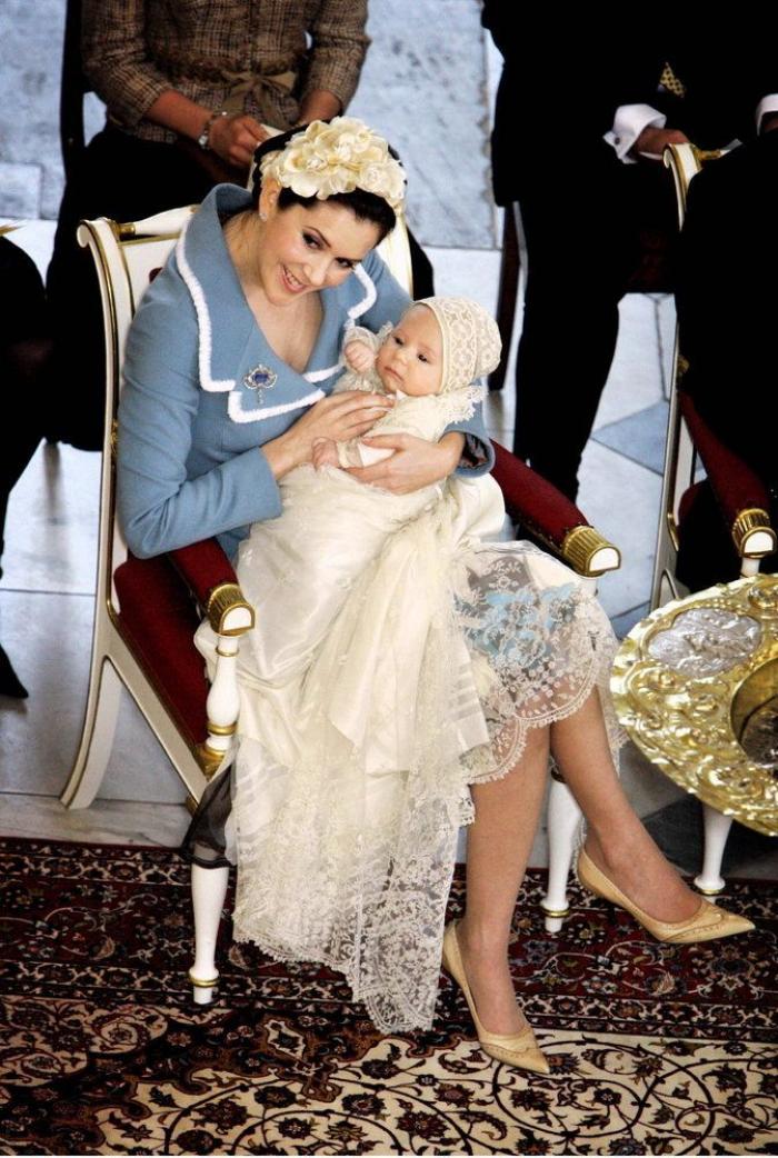 Bebés de la realeza a los que espera un trono (FOTOS)