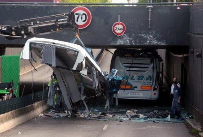 Seis heridos graves en el accidente de un autobús escolar español en Francia