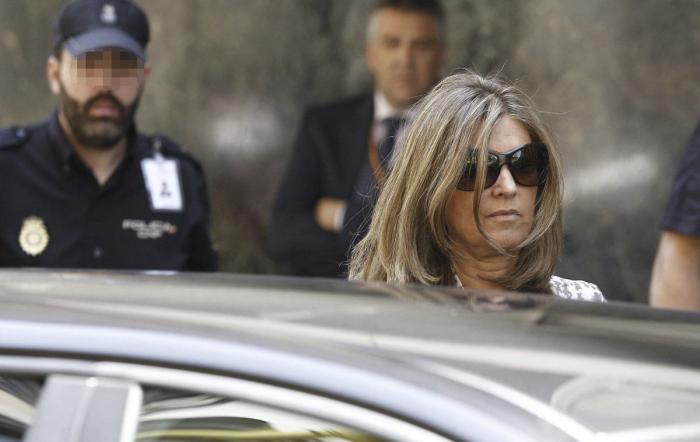 El juez Ruz impone una fianza de 6 millones de euros a la mujer de Bárcenas