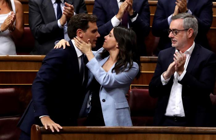 Casado reprocha a Sánchez que no haya citado a Cataluña en su discurso