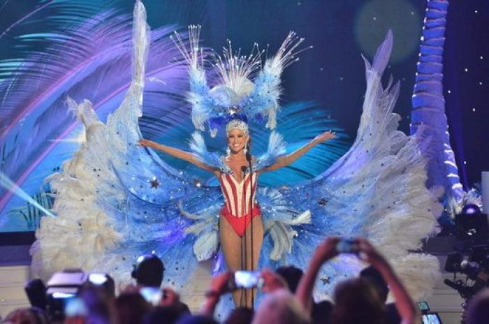 Miss Universo 2015: los locos, locos vestidos regionales de las aspirantes