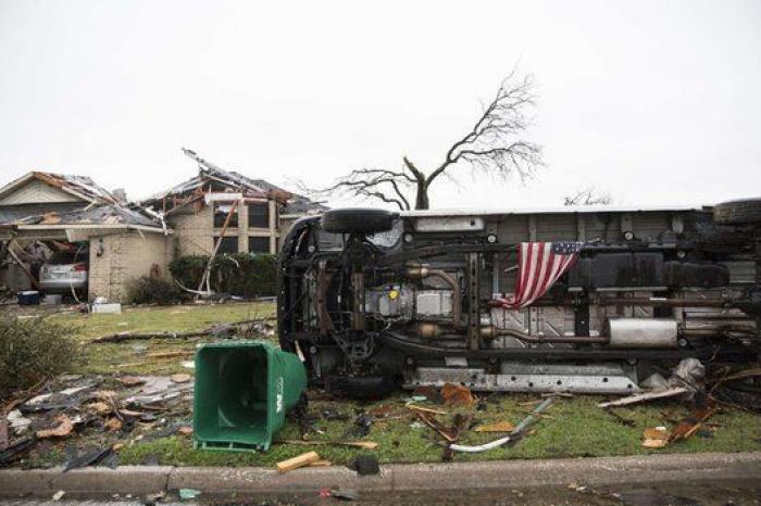 Tornados, tormentas e inundaciones inusuales dejan al menos 43 muertos en el sur de EEUU