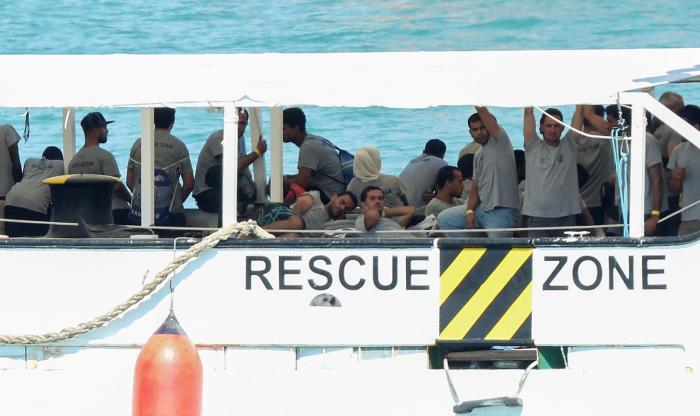 La Comisión Europea pide el desembarco urgente de los 121 migrantes a bordo del Open Arms