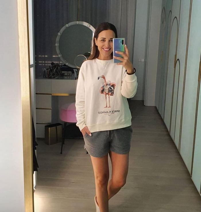 Anabel Alonso comparte una tierna foto junto a su novia embarazada: "Esperándote"