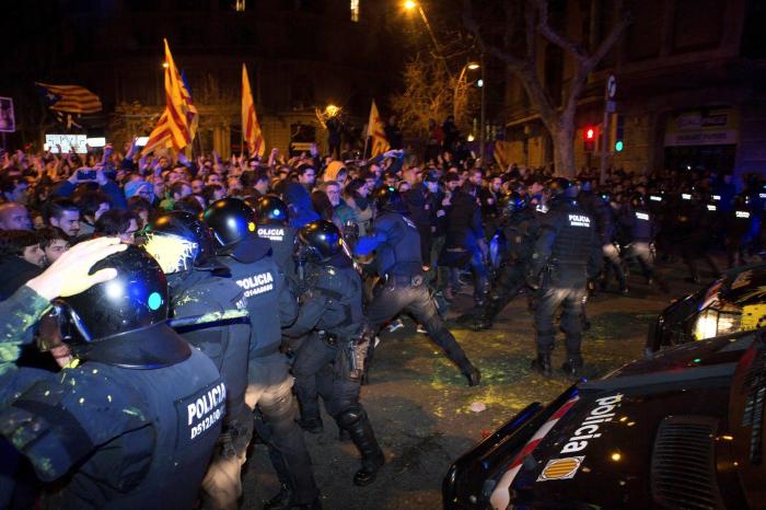 Detenido un hombre por apuñalar a dos sintecho en Barcelona