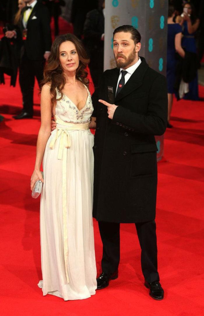 Angelina Jolie y Brad Pitt en los Bafta: pareja de smoking (FOTOS)