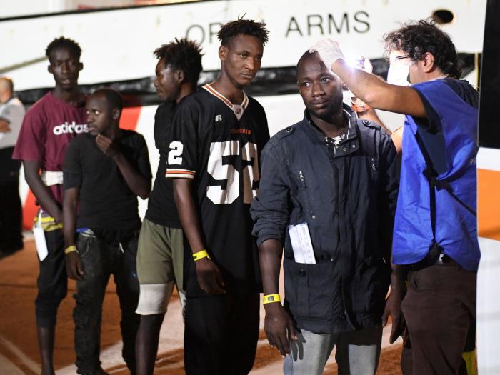 El Aita Mari, autorizado a desembarcar en Sicilia a los 78 migrantes rescatados