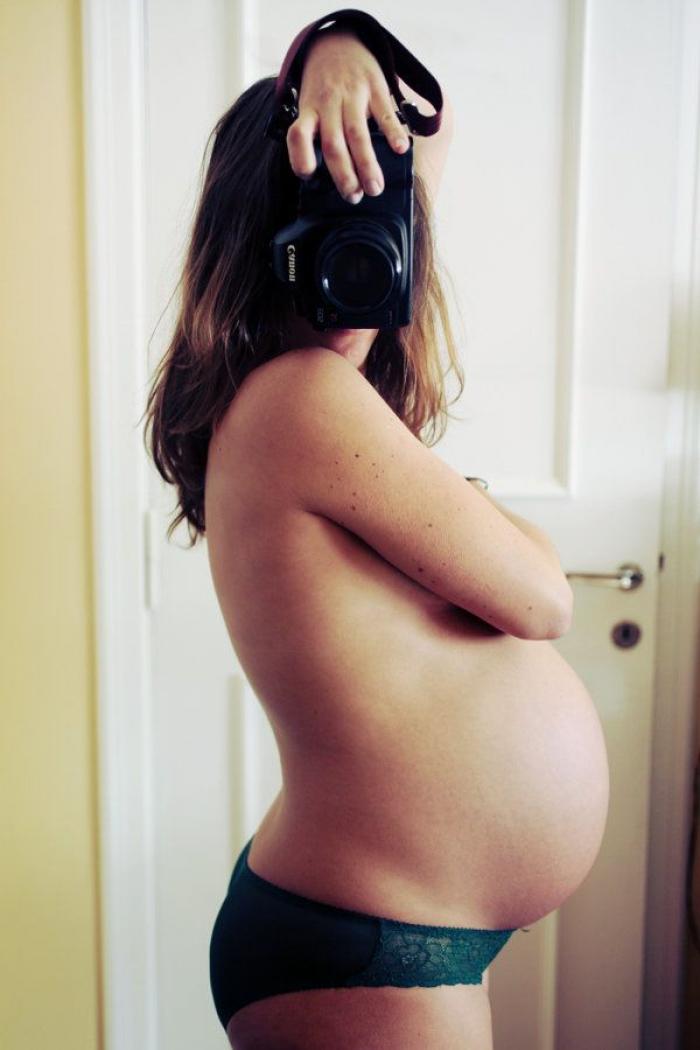Sophie Starzenski, la mujer que se fotografió todos los meses en la misma posición durante su embarazo