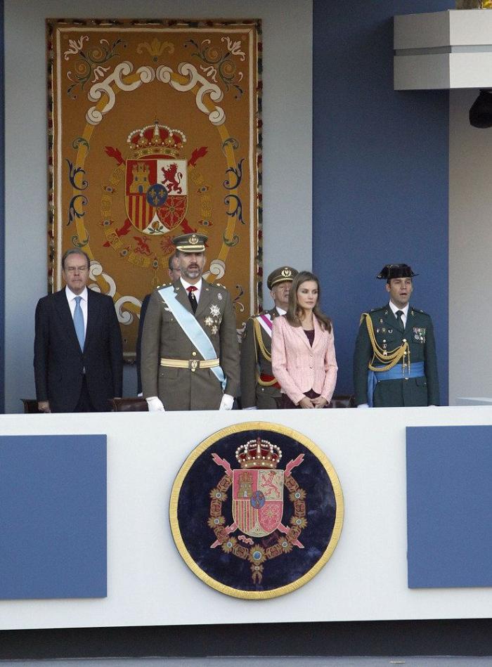 Directo: El Príncipe debuta presidiendo el desfile militar del 12 de octubre