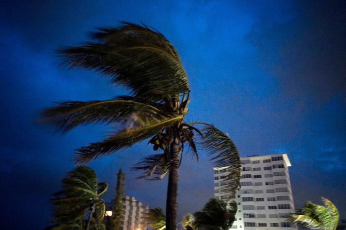 El huracán Dorian azota las Bahamas y obliga a evacuar a más de 800.000 personas