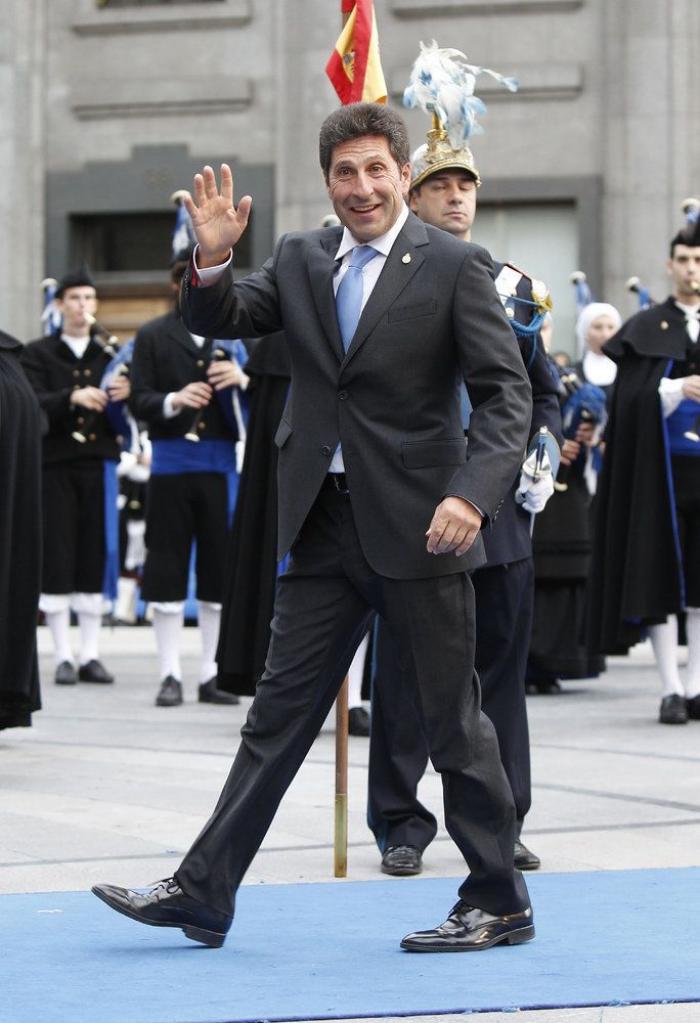 El príncipe reivindica la "gran nación" de España y llama a no repetir "los errores" del pasado