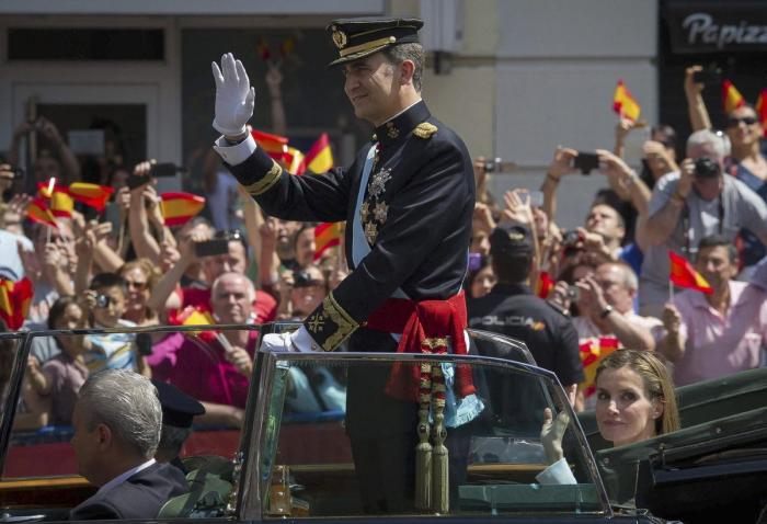 Felipe VI en 2017: recuperar un año (casi) perdido