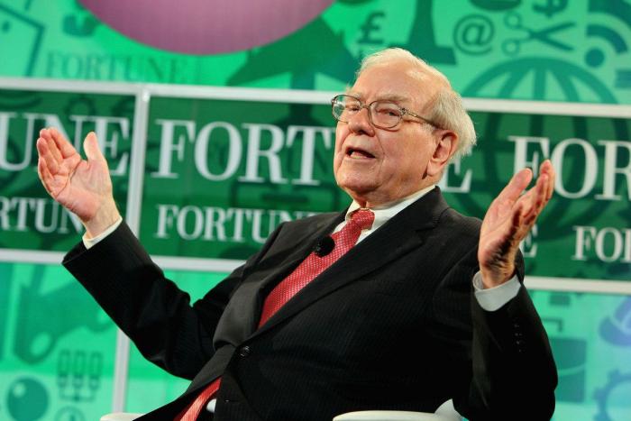 Warren Buffett ganó 416 dólares al segundo en 2013
