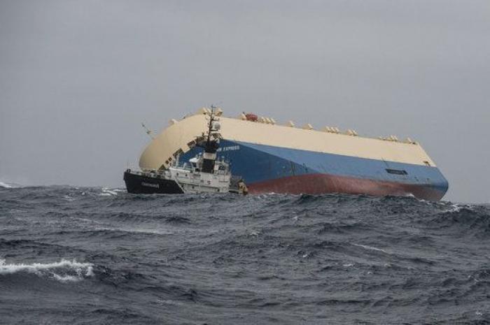 Las fotos del carguero que está a la deriva en el Golfo de Vizcaya
