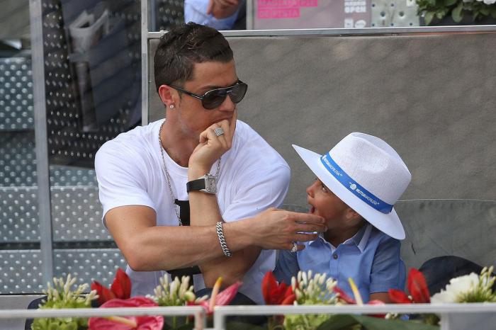 La controvertida foto que Cristiano Ronaldo ha subido a Instagram: "Sigue en su burbuja egocéntrica"