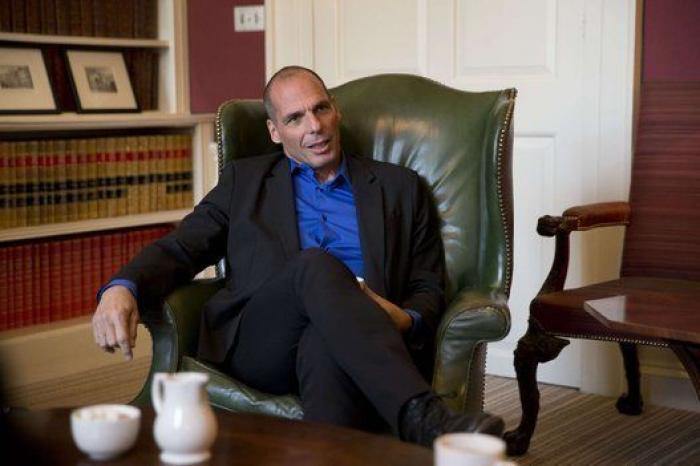 Varoufakis acusa al alemán Schaeuble de haber planeado la salida de Grecia del euro
