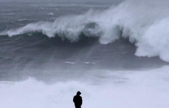 Un golpe de mar arrastra a un niño de 20 meses en Asturias
