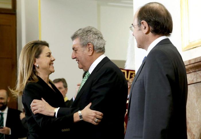 Rajoy, de broma con Rosa Díez y Toni Cantó: "Me dais hasta en el carné"