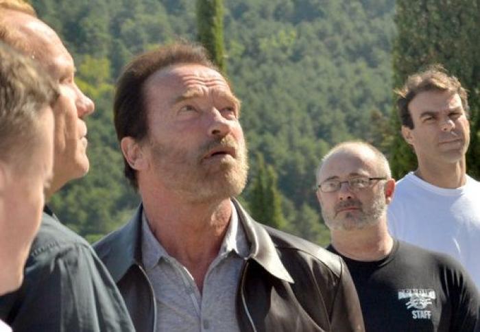 Schwarzenegger reconoce que cuando se mira en el espejo "vomita"