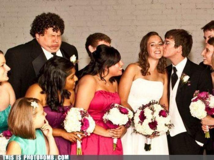 La mejor forma de reaccionar cuando todas tus amigas se casan (FOTO)