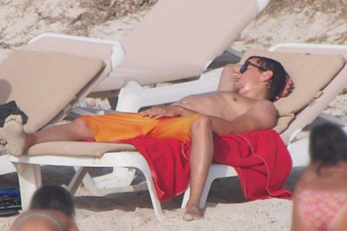Martín Casillas Carbonero, en la playa: las vacaciones de Iker Casillas (FOTOS)