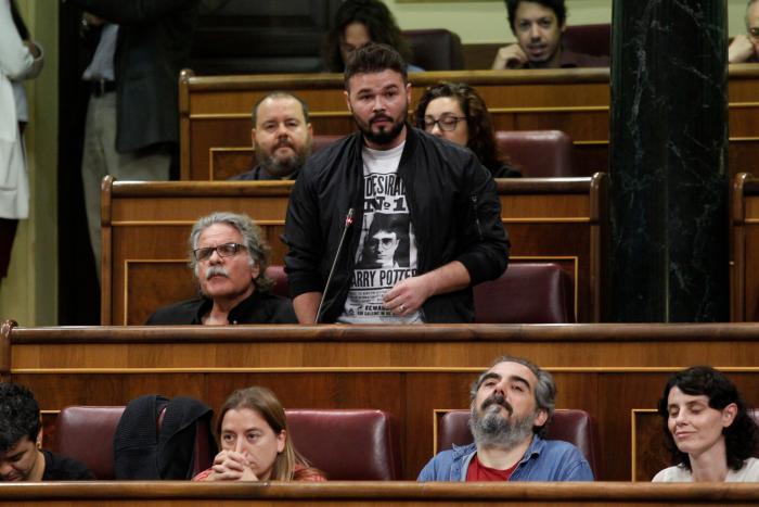 Rufián aclara la polémica de blindar el catalán en Netflix a cambio de los presupuestos