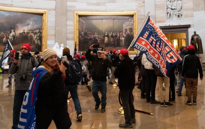 La toma al Capitolio fue el culmen del intento de golpe de Trump, dice el comité investigador