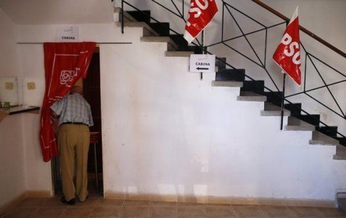 El PSOE decide su futuro (FOTOS)