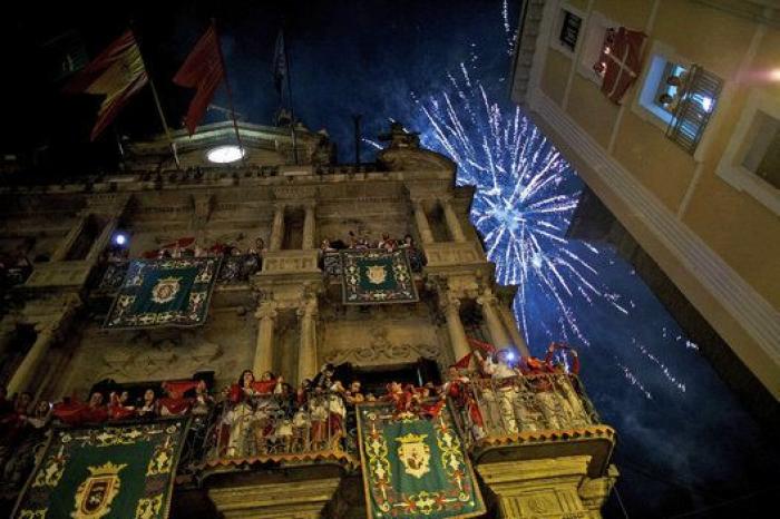 Fotos Sanfermines 2014: Pamplona se despide de las fiestas entonando 'Pobre de mí' (FOTOS)
