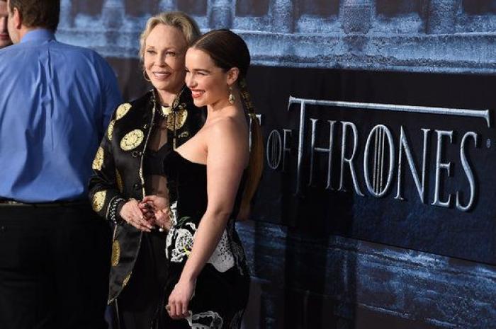 'Juego de Tronos' estrena tres vídeos de Daenerys, los Lannister y la huida de Sansa y Theon