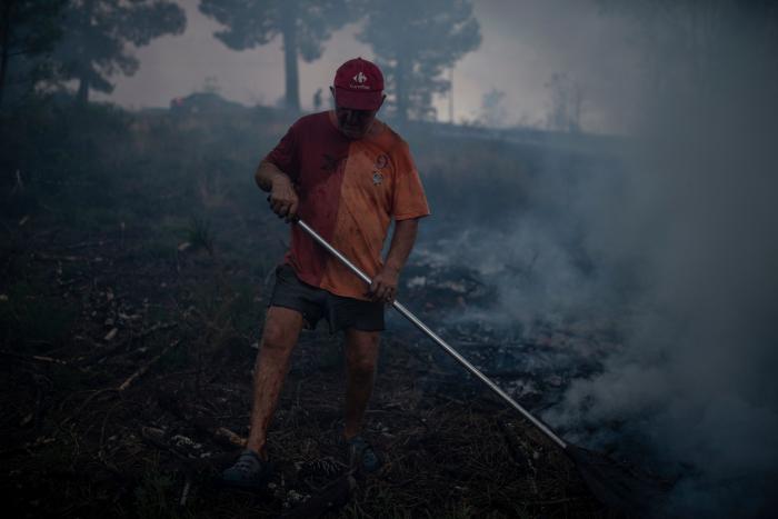 Estabilizados dos incendios en Pontevedra tras arrasar más de 45 hectáreas