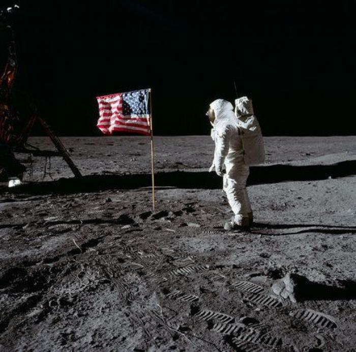Y el hombre llegó a la Luna (FOTOS, VÍDEOS)