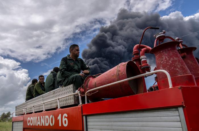 Un muerto, 122 heridos y 15 desaparecidos: el grave incendio industrial en Cuba aún sin control