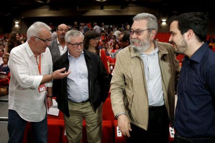 Cayo Lara se despide del liderazgo de IU marcando distancia con Podemos: "Me va a costar votar estas elecciones"