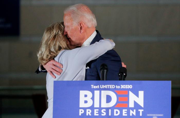 La recatada doctora Jill Biden, la nueva la primera dama de EEUU