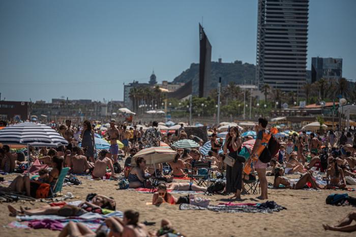 "La estupidez humana no tiene límites": el enfado con lo visto en una playa de Galicia