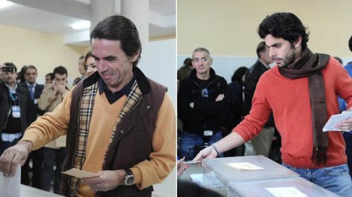 La foto de estos dos eurodiputados de Podemos es impagable: de fondo... ¡sorpresa!