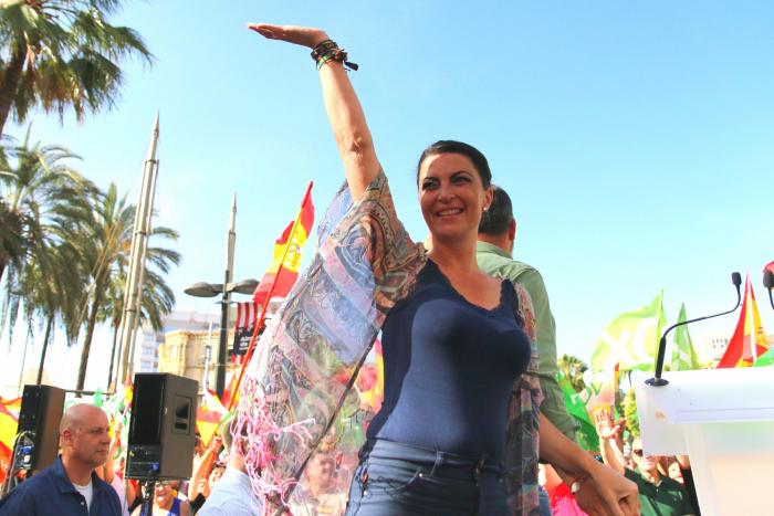 Macarena Olona se retira de la política por "razones médicas"