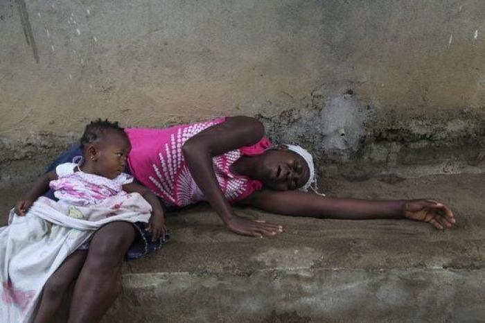 La OMS cifra en 1.013 el número de muertos en África occidental por el brote de ébola