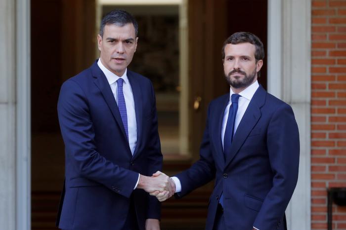 El PP comunica oficialmente al PSOE que no se abstendrá en la investidura de Sánchez