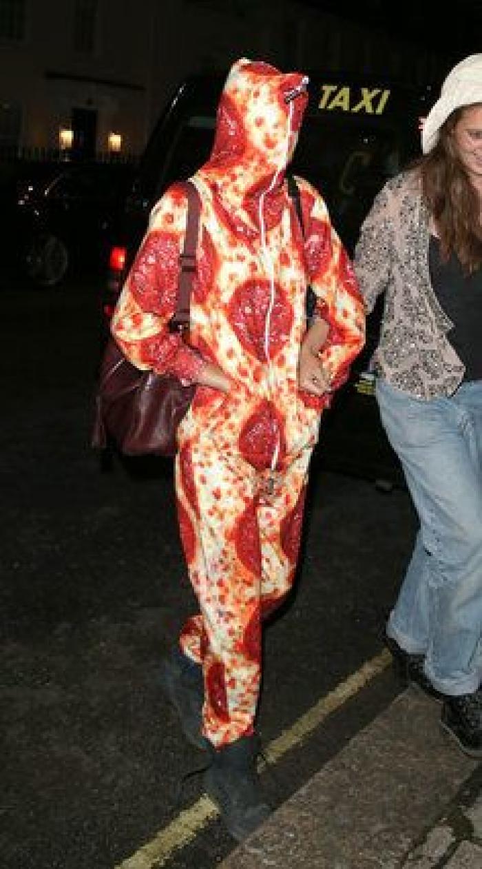 Cara Delevigne y Katy Perry tienen 'mono' de pizza (FOTOS)